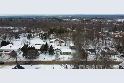 31 Edwards Street, Lincoln, ME 04457 - Photo 4