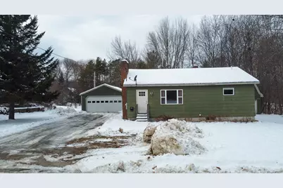 31 Edwards Street, Lincoln, ME 04457 - Photo 2