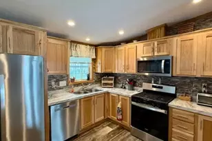 25 N Greenridge Heights, Oakland, ME 04963 - Photo 4