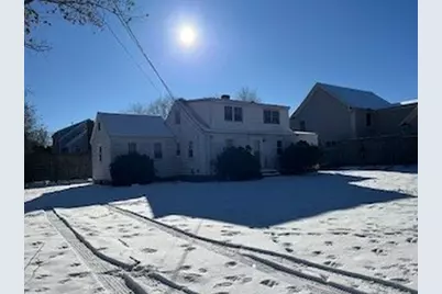 1360 Woodbury Avenue, Portsmouth, NH 03801 - Photo 2
