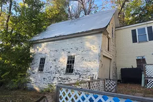 11 Pine St, Mechanic Falls, ME 04256 - Photo 6