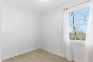 394 Highland Ave, Gardiner, ME 04345 - Photo 6