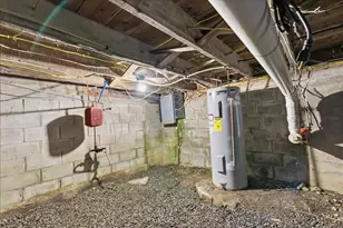 394 Highland Ave, Gardiner, ME 04345 - Photo 32