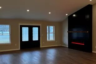 725 N Main St, Brewer, ME 04412 - Photo 26