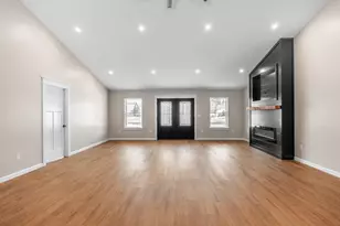 725 N Main St, Brewer, ME 04412 - Photo 22