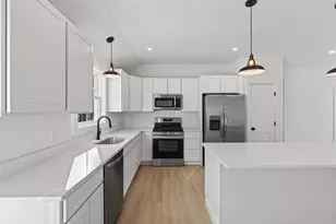 33 Arrowhead Ln, Limerick, ME 04048 - Photo 18