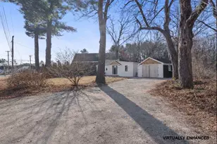 4 Highland Ave, Cumberland, ME 04021 - Photo 2