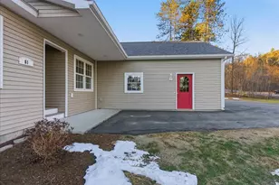 81 Crescent St, Skowhegan, ME 04976 - Photo 52