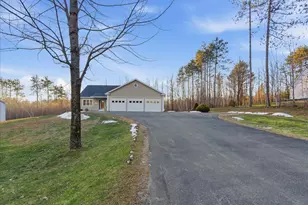 81 Crescent St, Skowhegan, ME 04976 - Photo 44