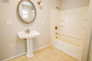 5 Front St, Mexico, ME 04257 - Photo 12