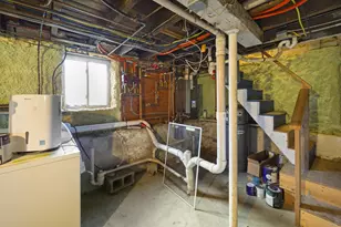 236 W Broadway, Bangor, ME 04401 - Photo 36