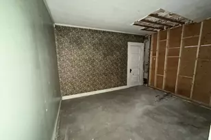 12 Charles St, Milo, ME 04463 - Photo 32