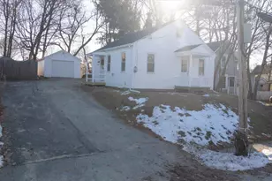 65 Winter St, Lewiston, ME 04240 - Photo 54