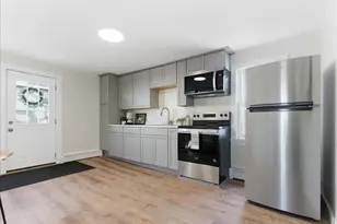 65 Winter St, Lewiston, ME 04240 - Photo 2