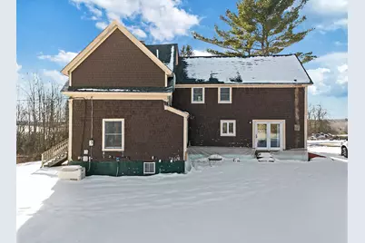 137 Middle Road, Fairfield, ME 04937 - Photo 4