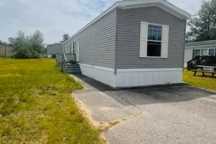 53 Larry Ln, Brunswick, ME 04011 - Photo 2