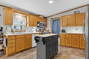 2196 Sanford Rd, Wells, ME 04090 - Photo 12