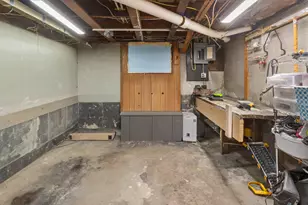 33 Kelley St, South Portland, ME 04106 - Photo 58