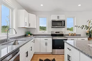 5 Feldspar Ln, Cumberland, ME 04021 - Photo 4