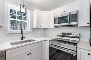 240 Leisure Ln, Limerick, ME 04048 - Photo 8