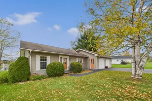 32 Lynn Dr, Caribou, ME 04736 - Photo 2