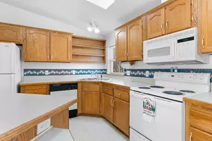 99 South St, Rockport, ME 04856 - Photo 16