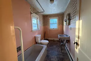 10 Lindsay St, Lincoln, ME 04457 - Photo 8