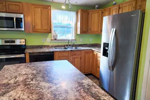 12 Buttercup Cir, Auburn, ME 04210 - Photo 4