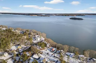 58 Maquoit Dr, Freeport, ME 04032 - Photo 46