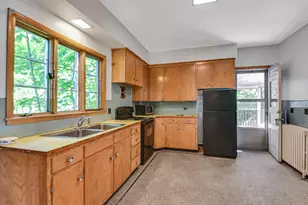 42 White St, Lewiston, ME 04240 - Photo 2