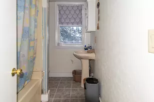 33 Elizabeth St, Presque Isle, ME 04769 - Photo 36