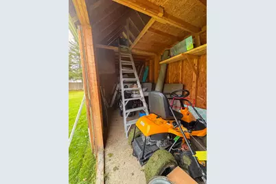 33 Elizabeth Street, Presque Isle, ME 04769 - Photo 18