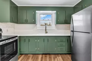 22 Pine St, Milford, ME 04461 - Photo 4