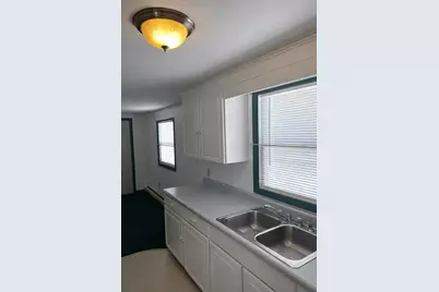 381 Birch Street, Bangor, ME 04401 - Photo 6