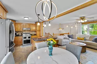 32 Charles Dr, Holden, ME 04429 - Photo 6