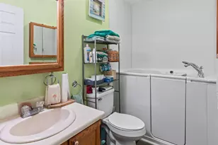 566 Deerfield Dr, Hermon, ME 04401 - Photo 14