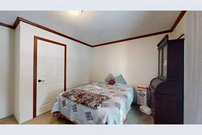 8 Sheldon Place, Lewiston, ME 04240 - Photo 24