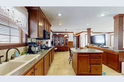 8 Sheldon Place, Lewiston, ME 04240 - Photo 6