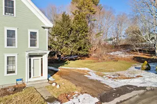 16 School St, Waldoboro, ME 04572 - Photo 4