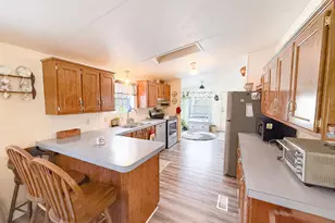 900 W Bay Rd, Gouldsboro, ME 04607 - Photo 10
