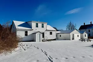 35 School St, Stockton Springs, ME 04981 - Photo 4