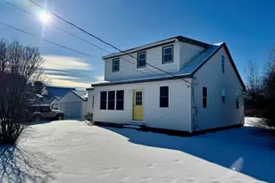 35 School St, Stockton Springs, ME 04981 - Photo 1