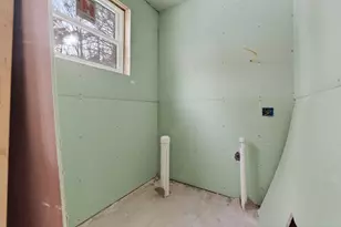 140 Clifford Rd, Phippsburg, ME 04562 - Photo 18