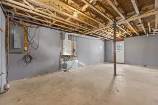 30 Elliott Ave, Lewiston, ME 04240 - Photo 32