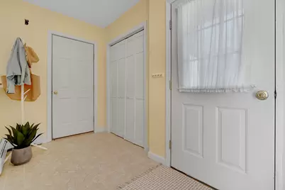 17 Arnold Road, Freeport, ME 04032 - Photo 8