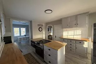 12 Bowdoin St, Houlton, ME 04730 - Photo 6