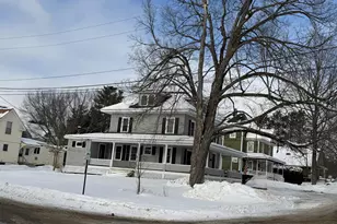 12 Bowdoin St, Houlton, ME 04730 - Photo 2