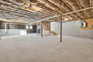 17 Feldspar Ln, Cumberland, ME 04021 - Photo 24