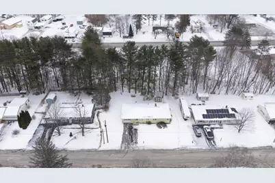 29 McArthur Avenue, Lewiston, ME 04240 - Photo 2