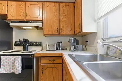 29 McArthur Avenue, Lewiston, ME 04240 - Photo 10